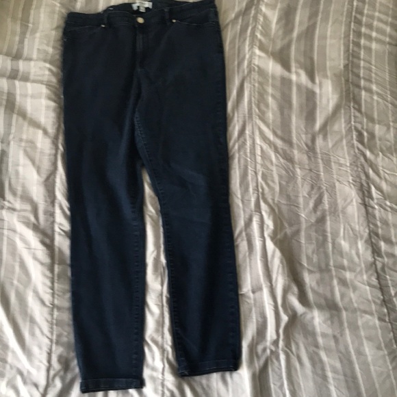 Jeans - Picture 3 of 4